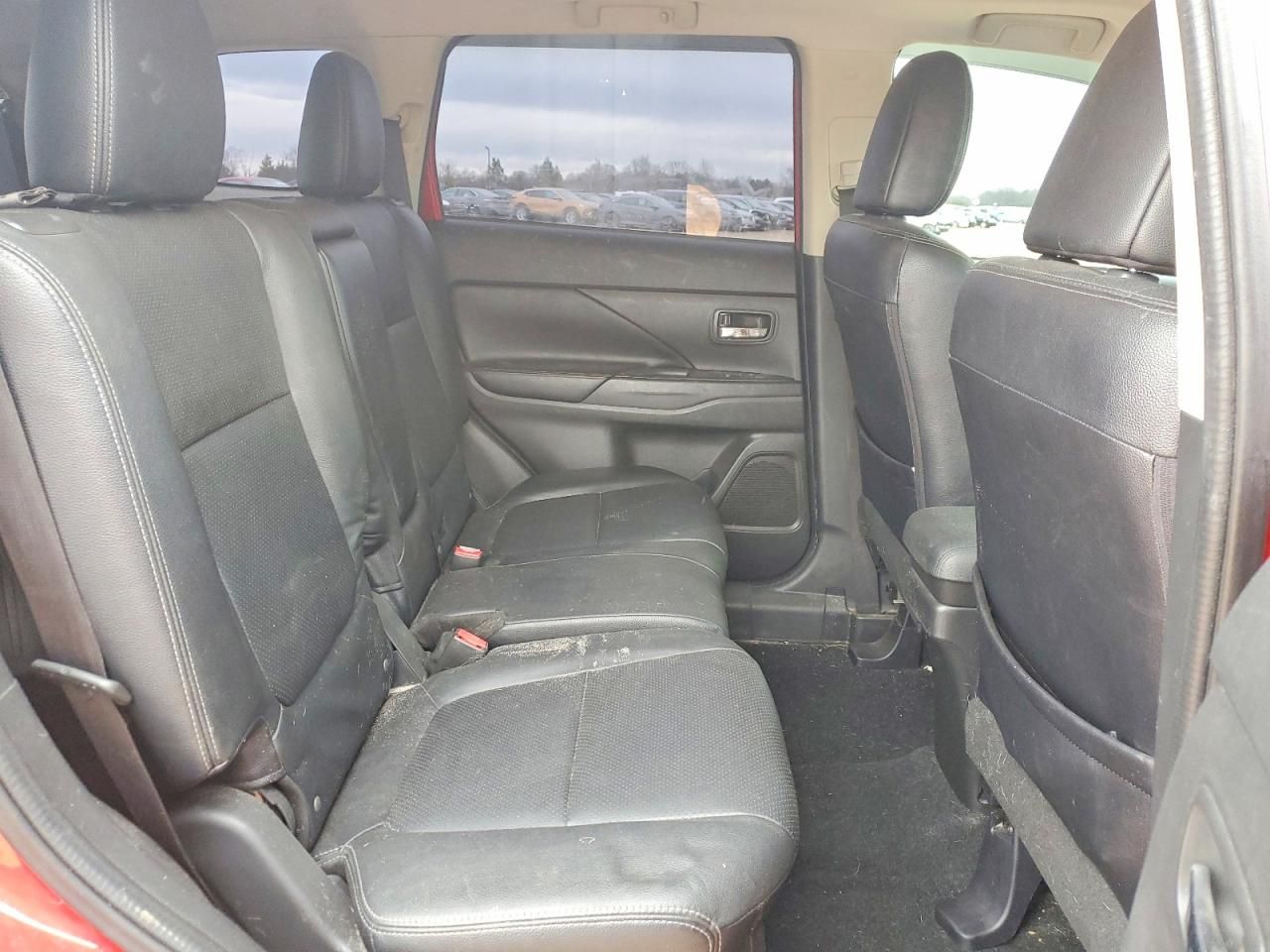 2016 Mitsubishi Outlander se