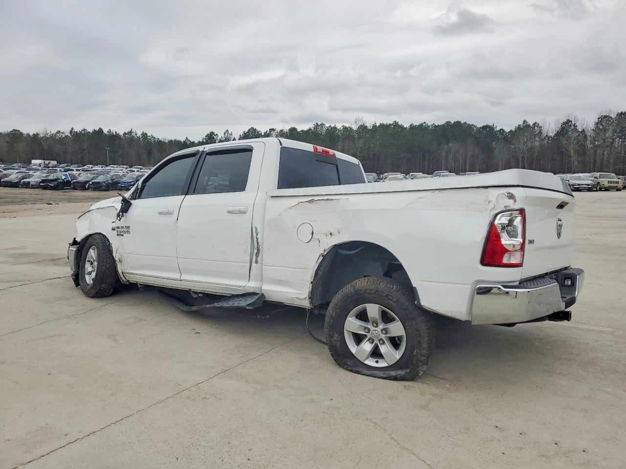 2019 Dodge Ram 1500 Classic slt