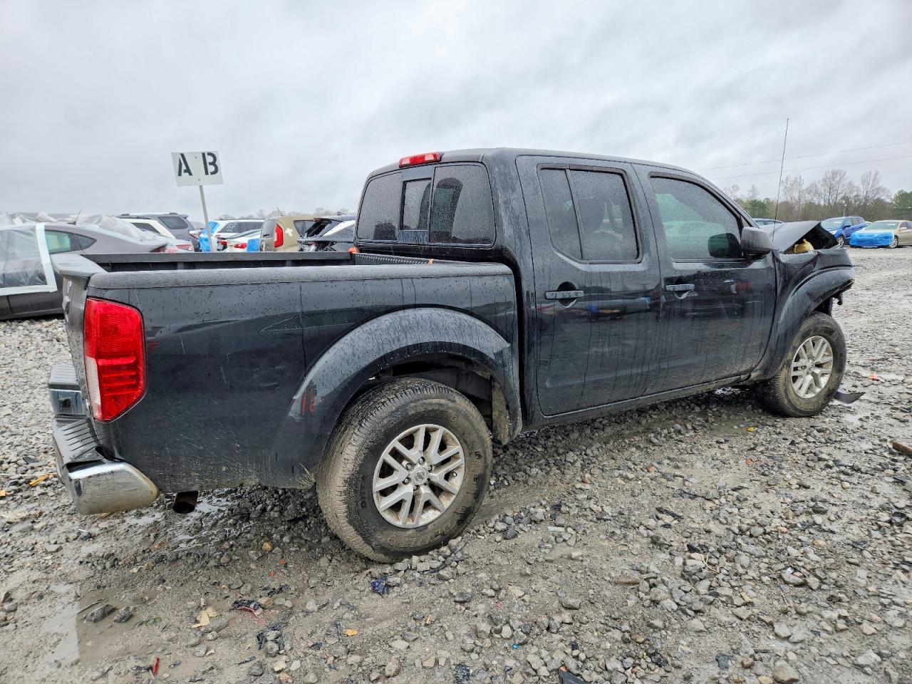 2018 Niss Frontier S