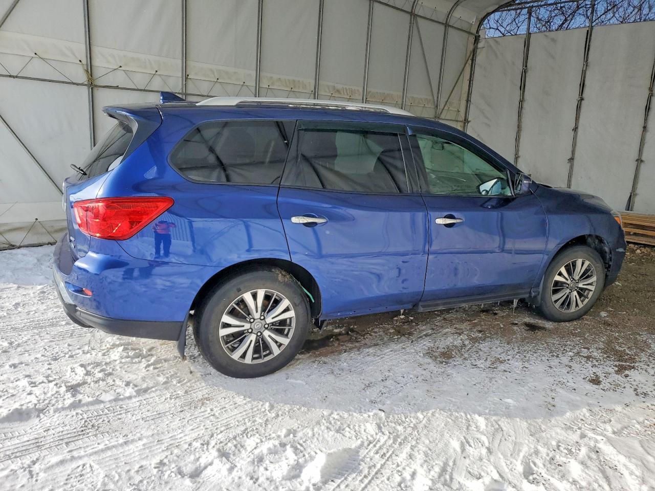 2019 Nissan Pathfinder s