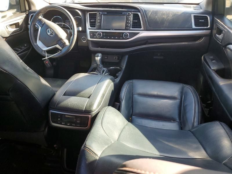 2015 Toyota Highlander xle