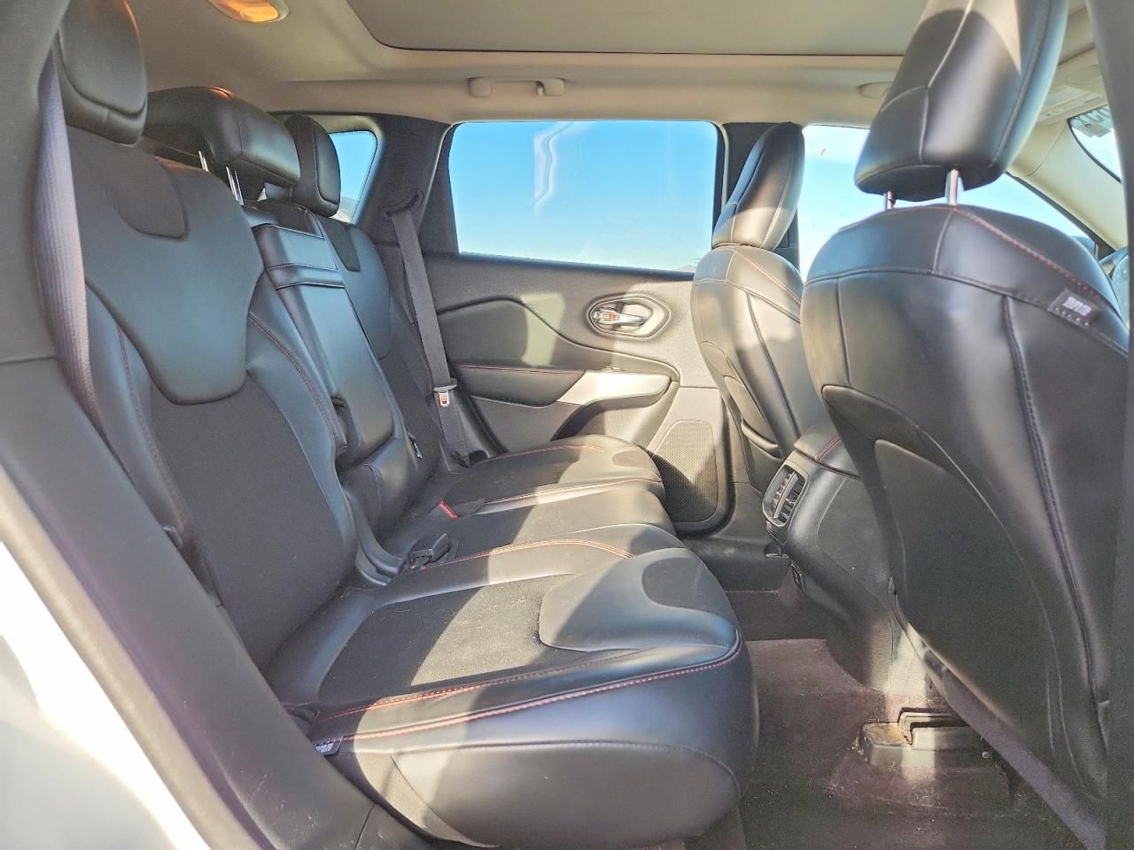 2018 Jeep Cherokee Trailhawk