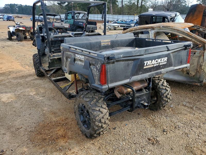 2024 Tracker Utility Vehicle