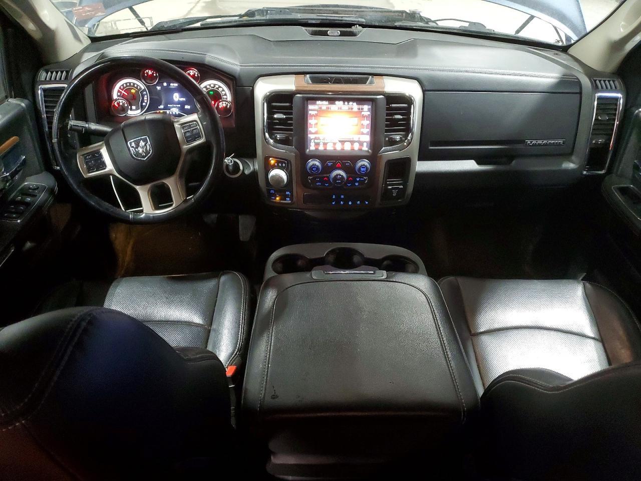 2016 Dodge 1500 Laramie Crew ca