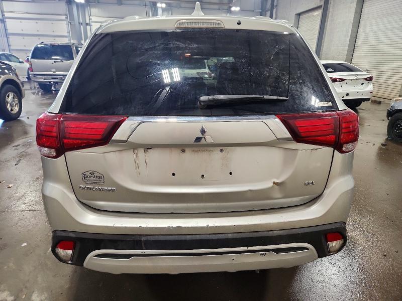 2020 Mitsubishi Outlander se