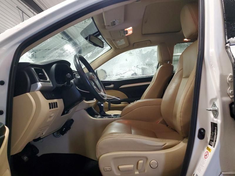 2016 Toyota Highlander xle