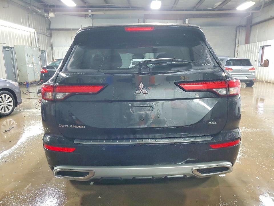 2023 Mitsubishi Outlander sel