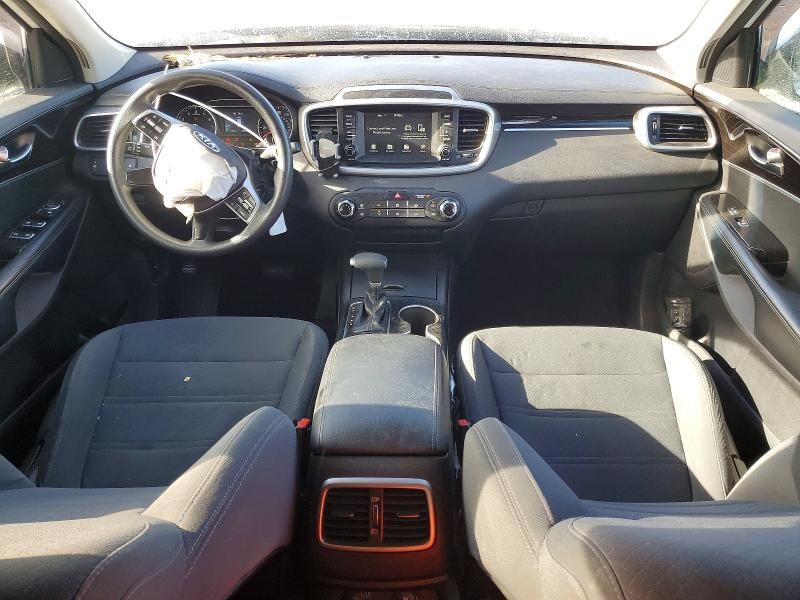 2020 KIA Sorento lx V6