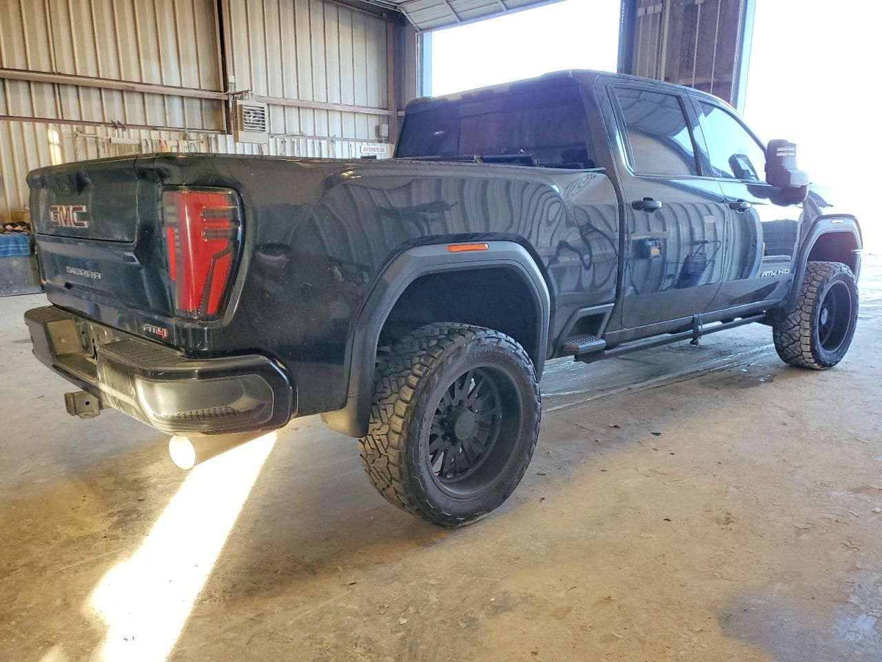 2024 GMC Sierra K2500 AT4