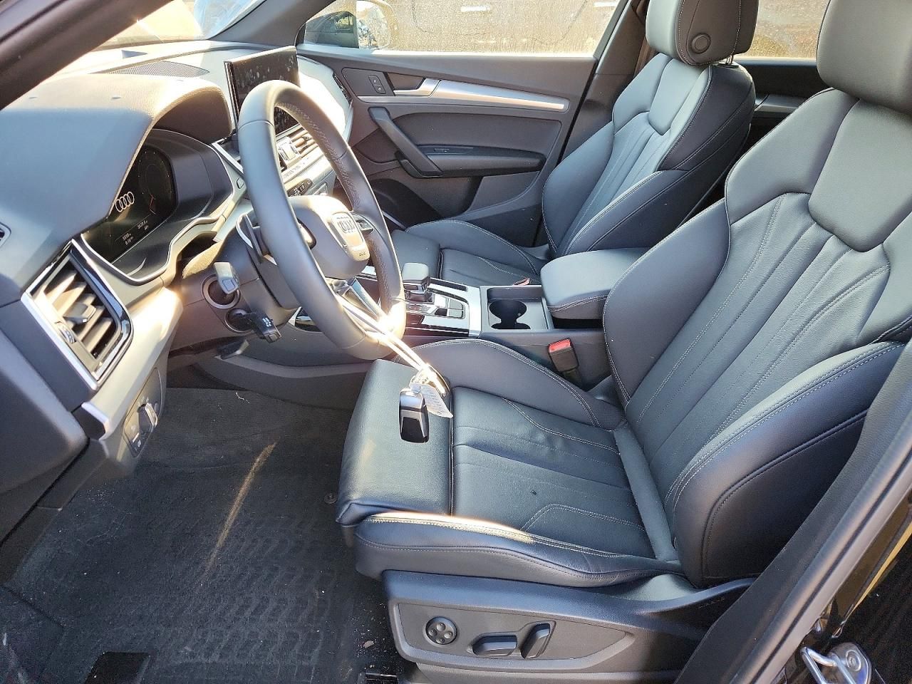 2025 Audi Q5 Premium 45