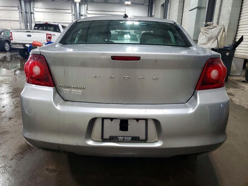 2014 Dodge Avenger se