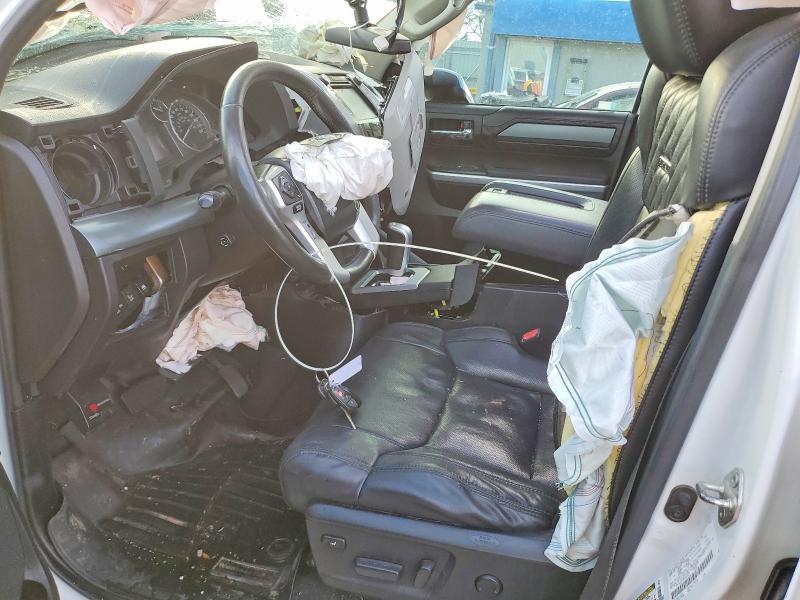 2014 Toyota Tundra Crewmax Platinum