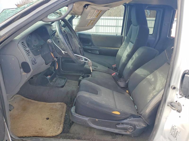 2004 Mazda B4000 cab Plus