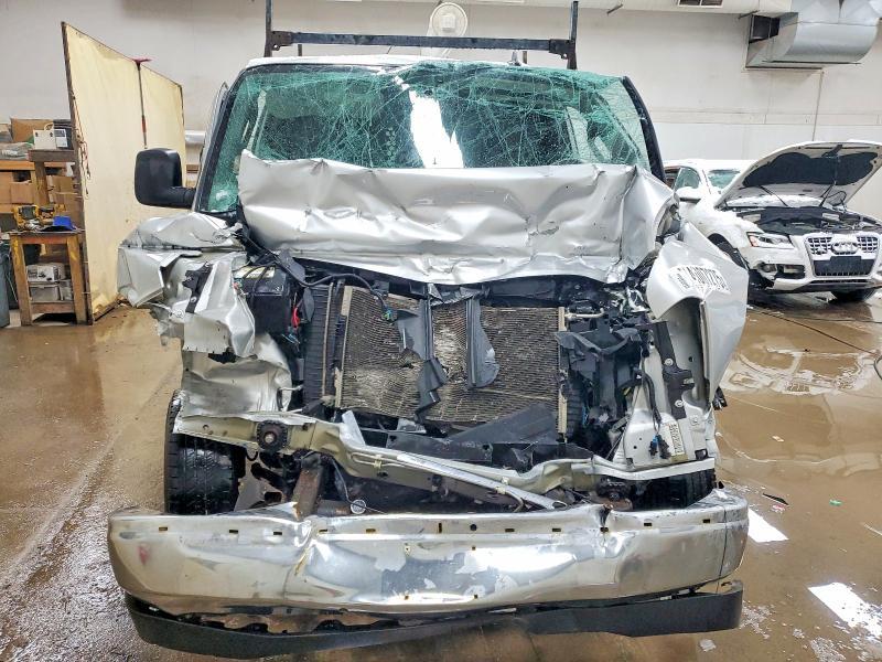 2018 GMC Savana G2500 Utility / Service van