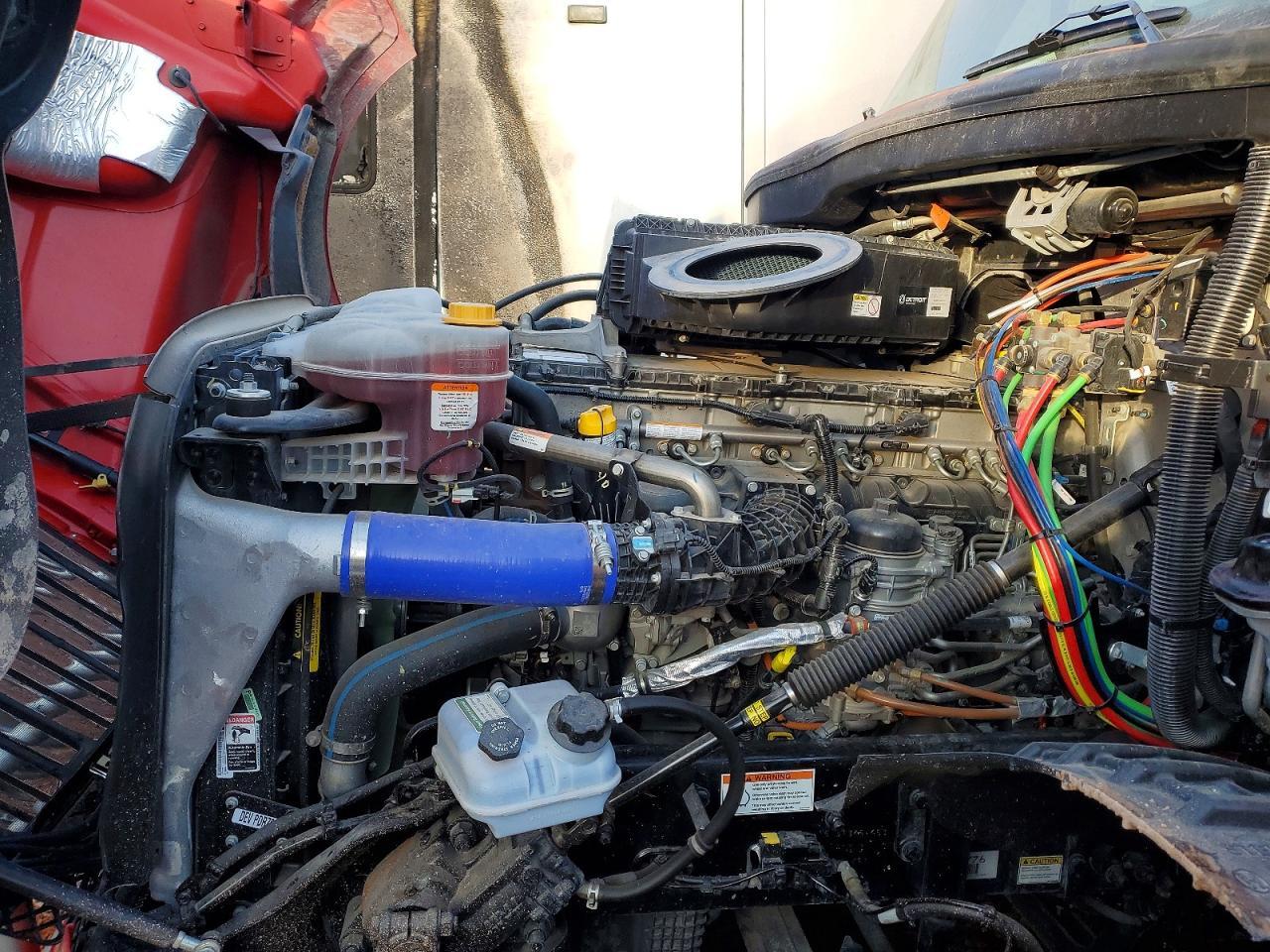 2025 Western Star 57X Chassis Semi Truck