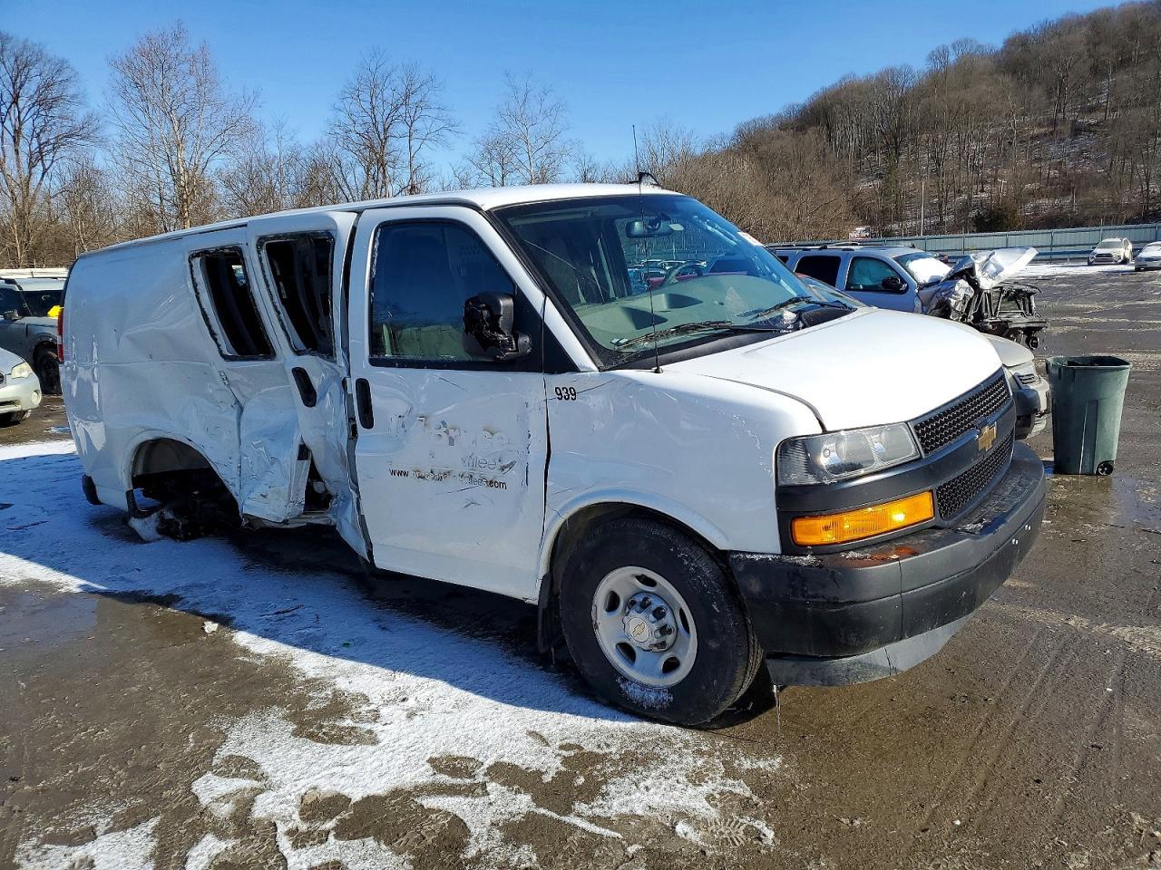 2024 Chevrolet Express G3500