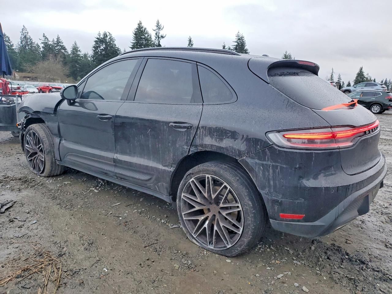 2023 Porsche Macan Base