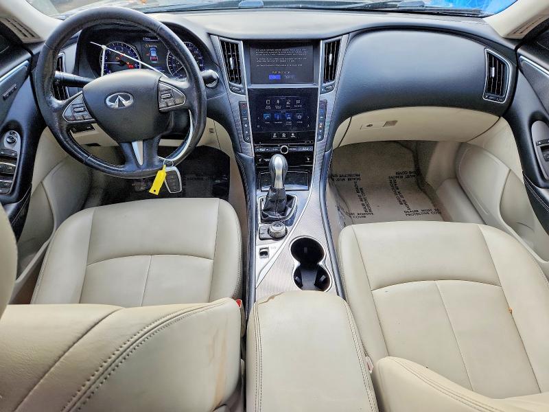 2016 Infiniti Q50 Premium