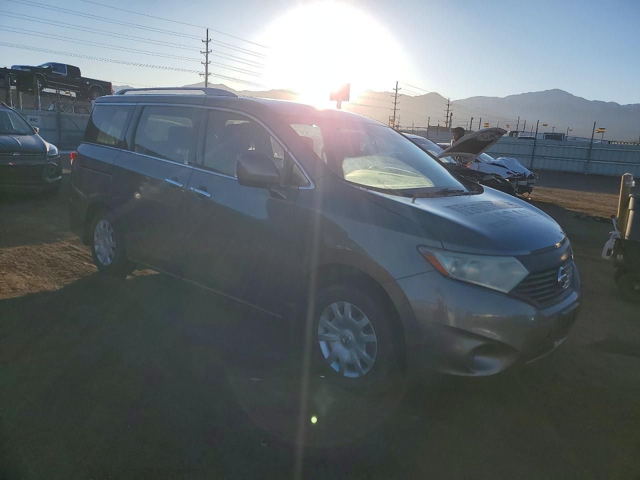 2014 Nissan Quest s