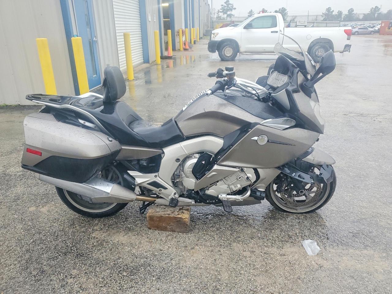 2015 BMW K1600 GTL