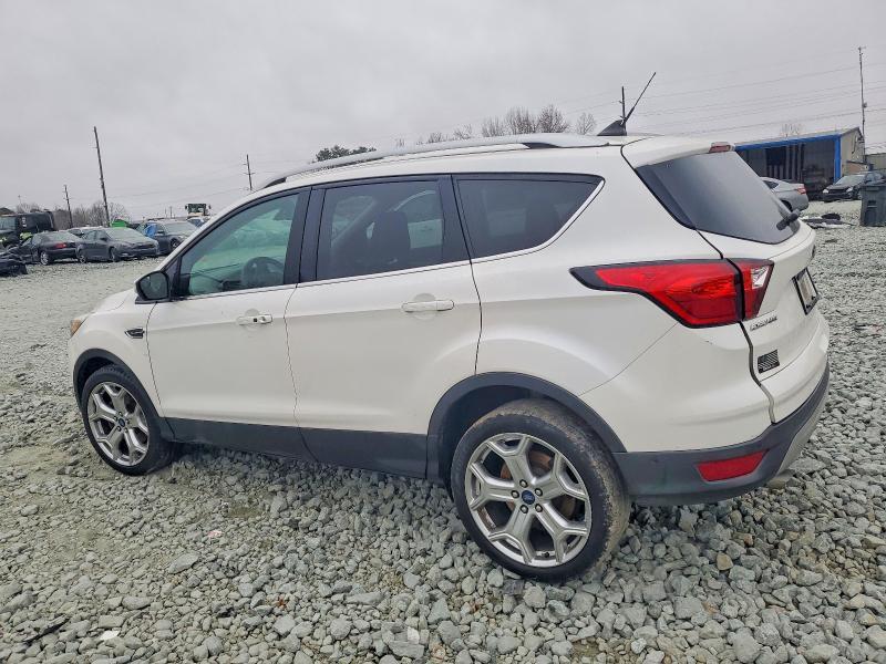 2019 Ford Escape Titanium