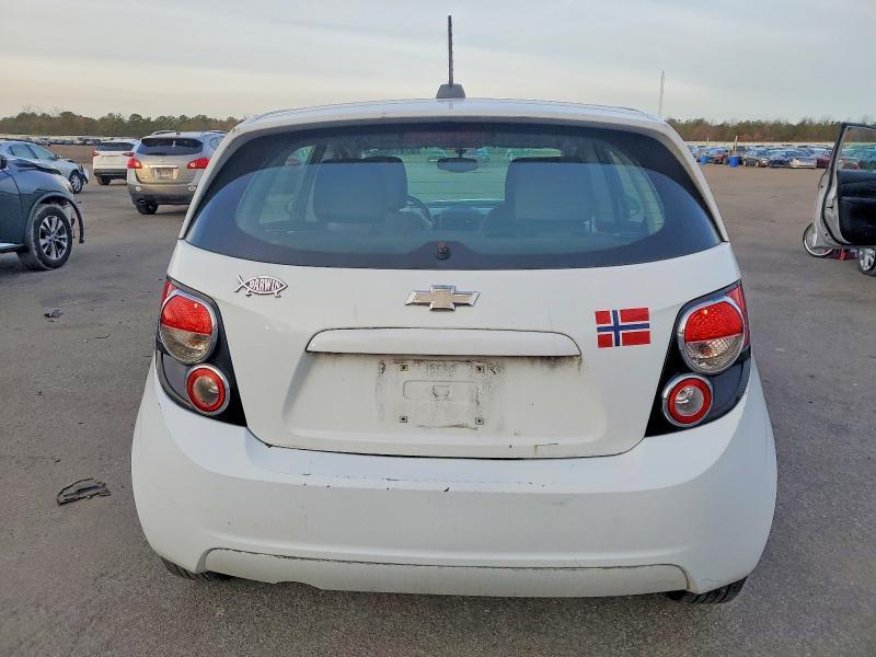 2015 Chevrolet Sonic ls