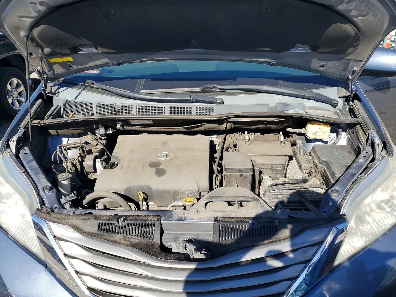 2016 Toyota Sienna le