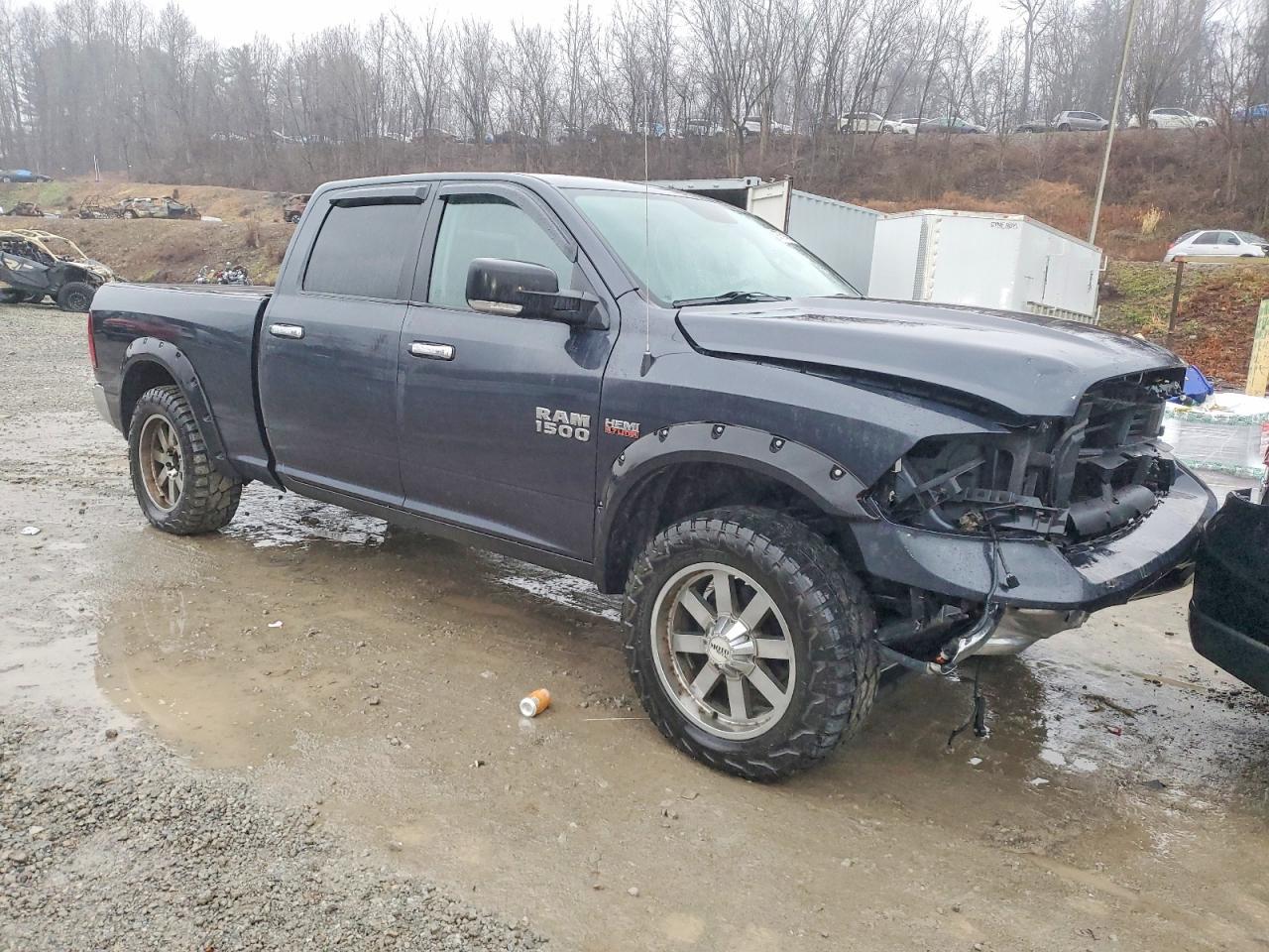 2016 Dodge Ram 1500 slt