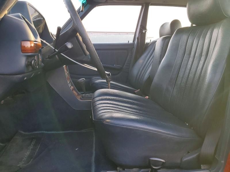 1985 Mercedes-Benz 300 dt