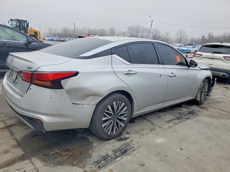 2024 Nissan Altima sv