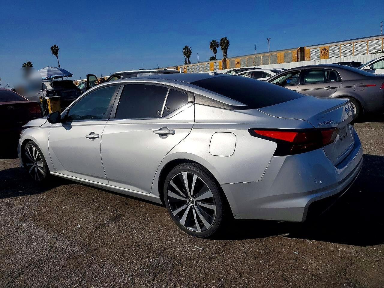 2020 Nissan Altima sr
