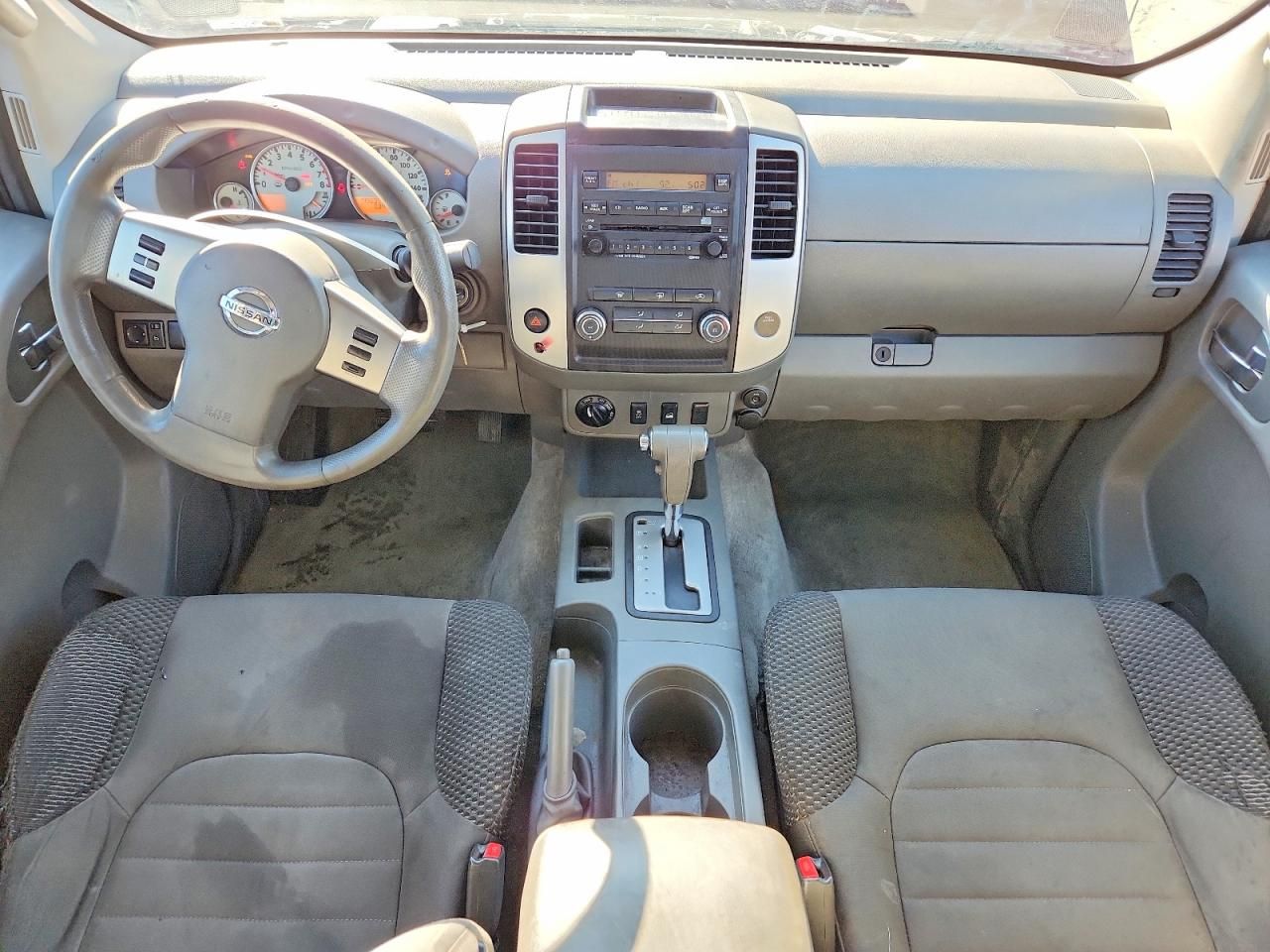 2012 Nissan Frontier s