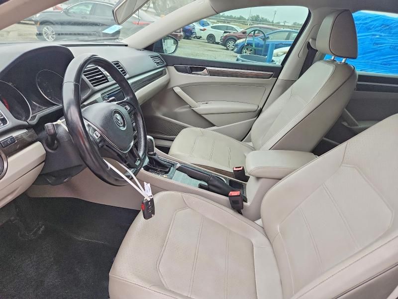 2018 Volkswagen Passat se