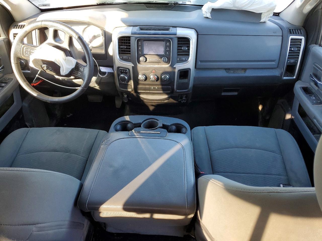 2016 Dodge RAM 1500 SLT