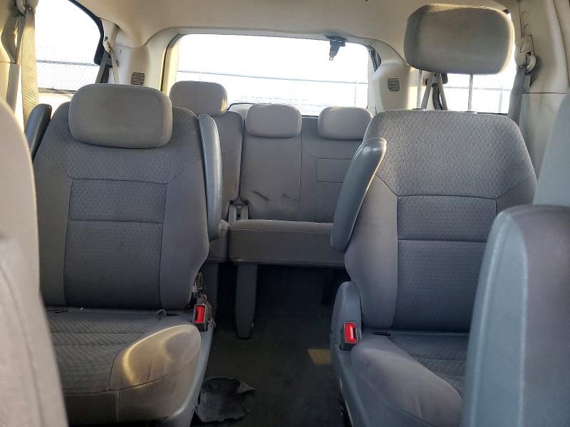 2010 Chrysler Town & Country Touring