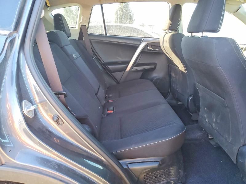 2017 Toyota Rav4 hv le