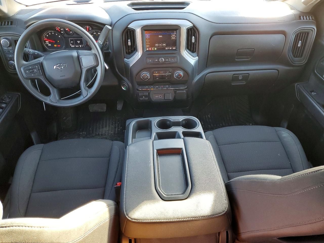 2024 Chevrolet Silverado K1500 Custom