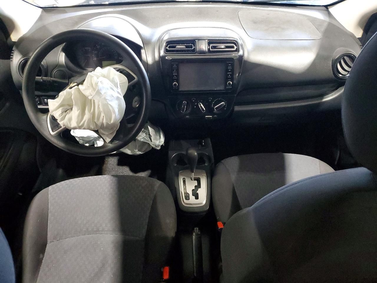 2019 Mitsubishi Mirage es