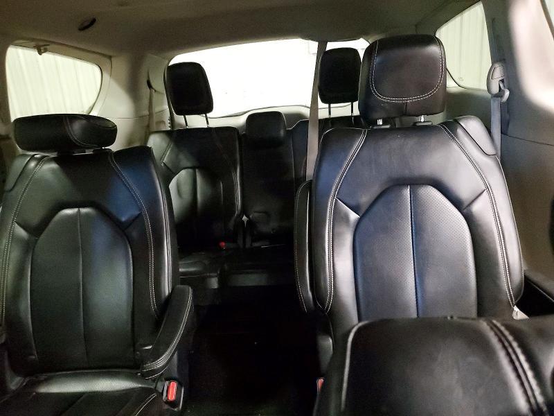2020 Chrysler Voyager lxi