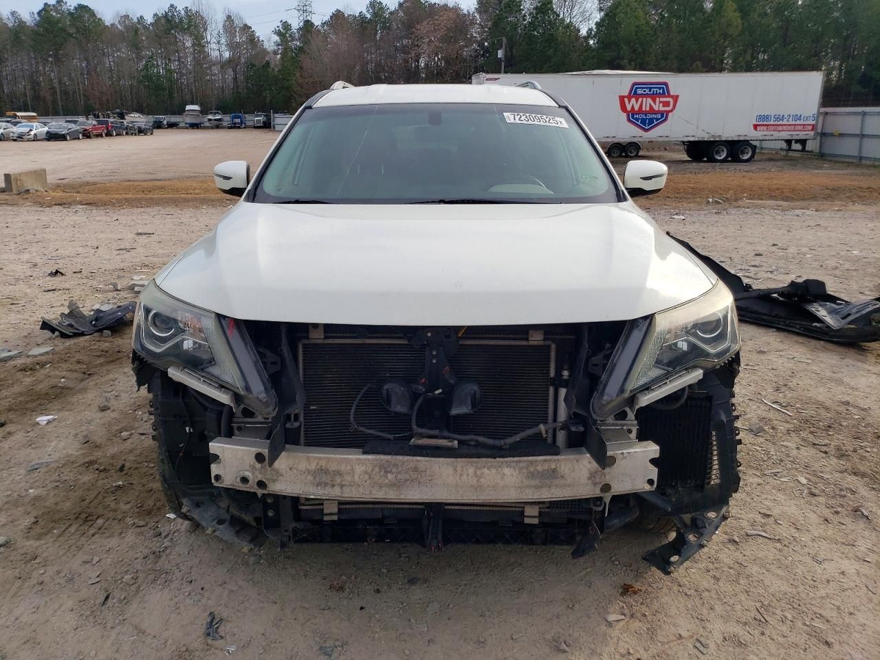 2017 Nissan Pathfinder s