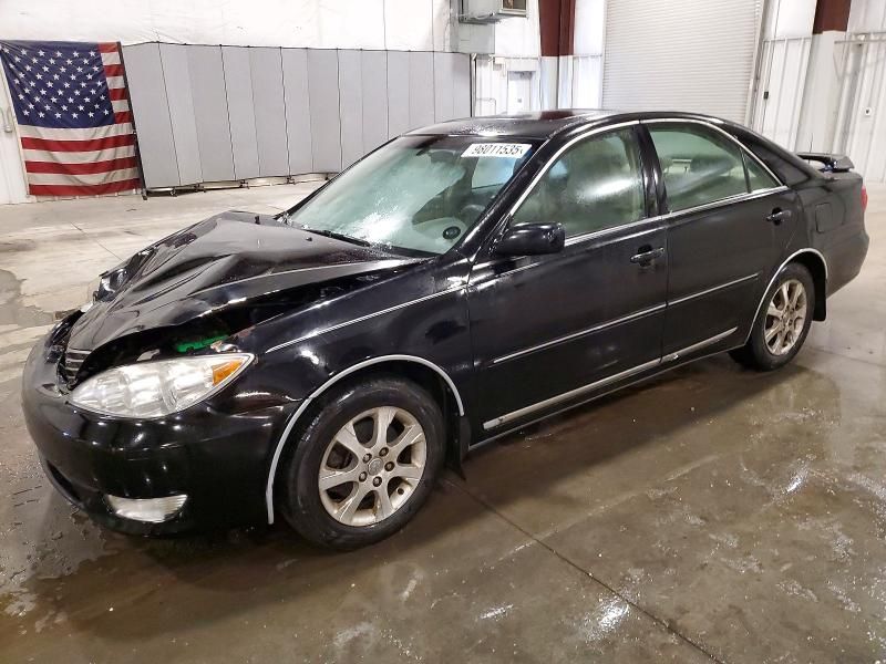 2005 Toyota Camry le