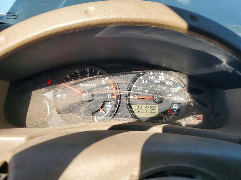 2005 Nissan Frontier Crew cab le