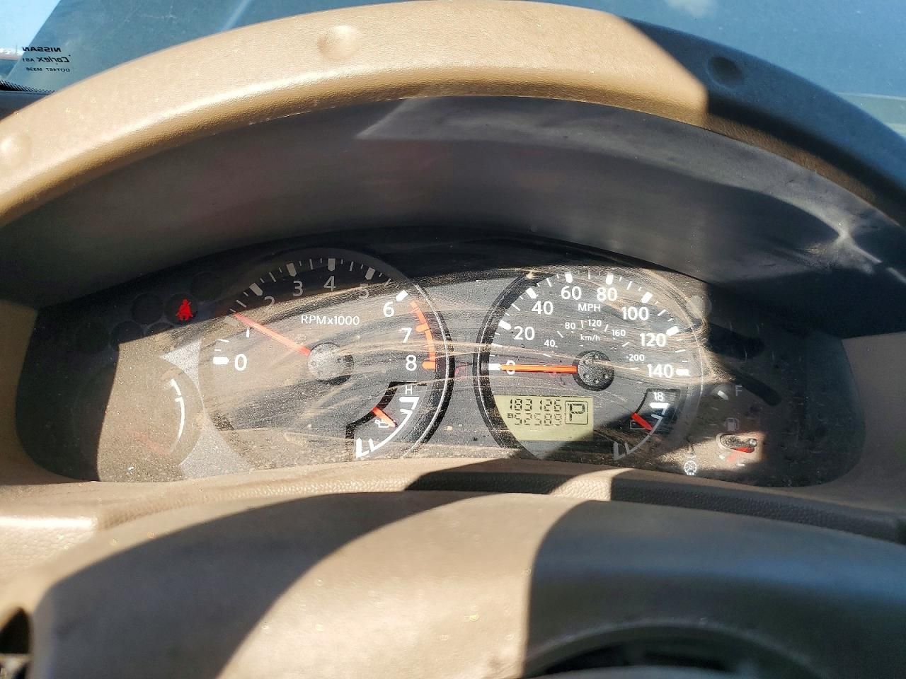 2005 Nissan Frontier Crew cab le