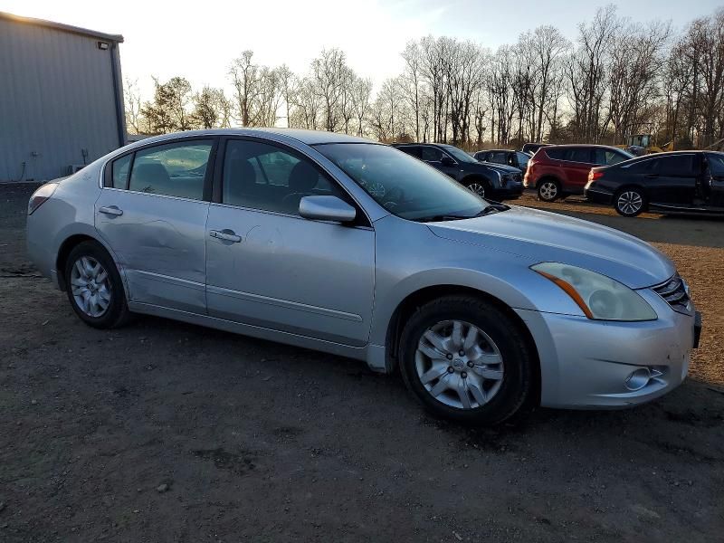 2012 Nissan Altima Base