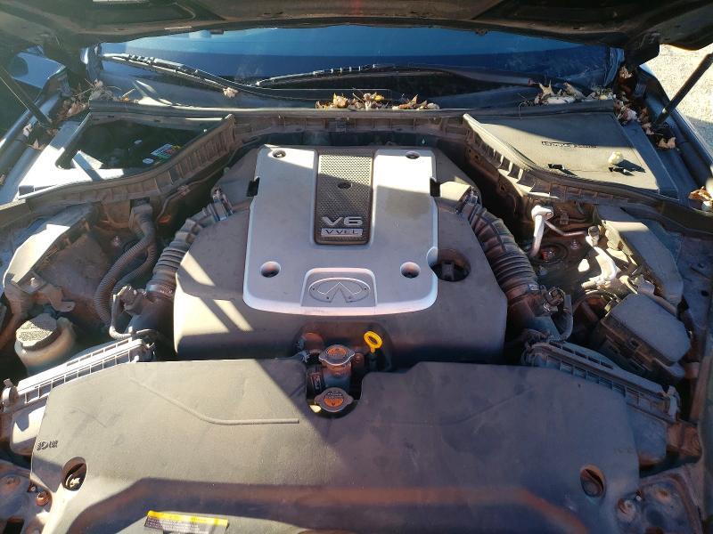 2015 Infiniti Q50 Base