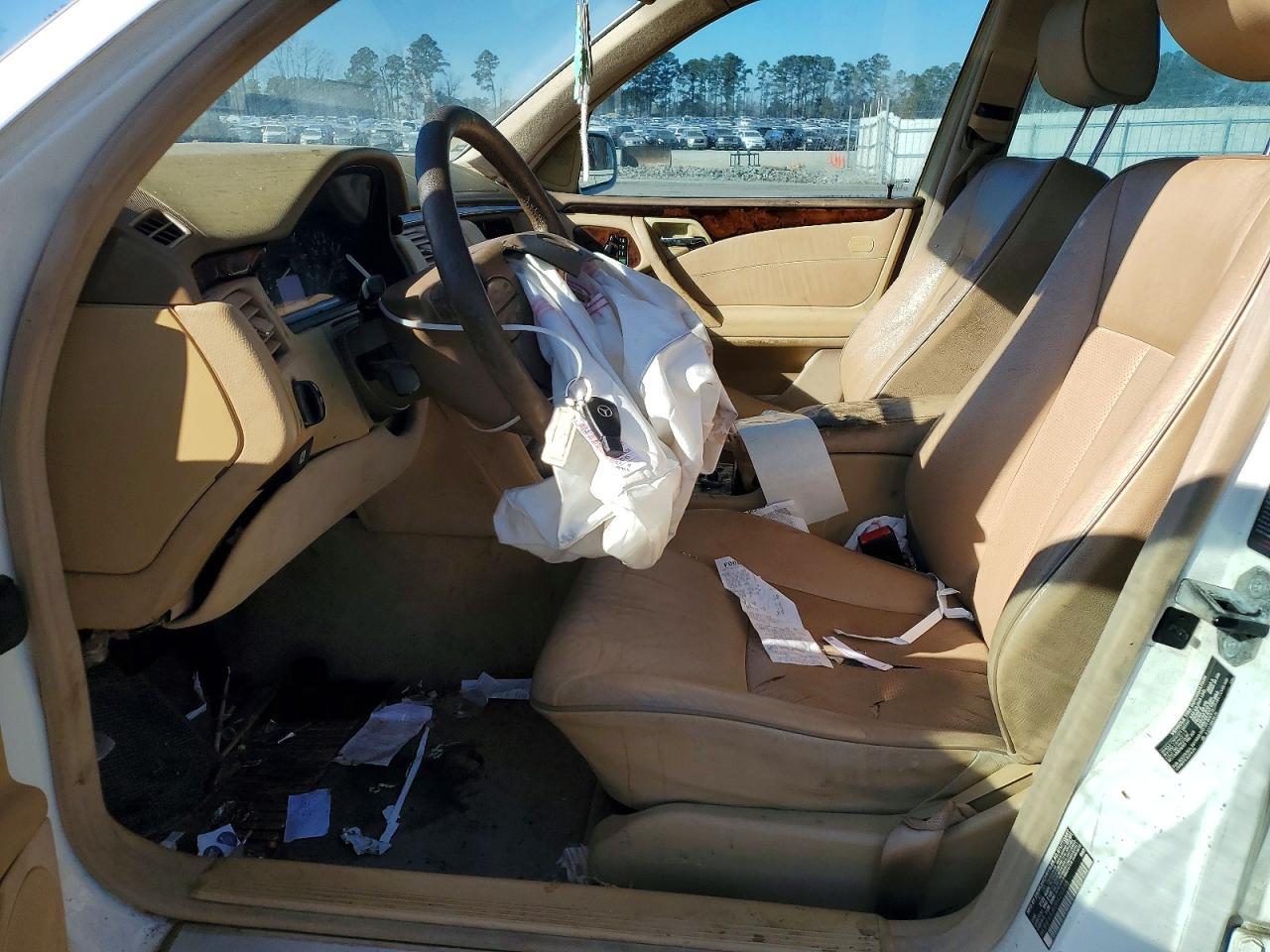 2002 Mercedes-Benz E 320