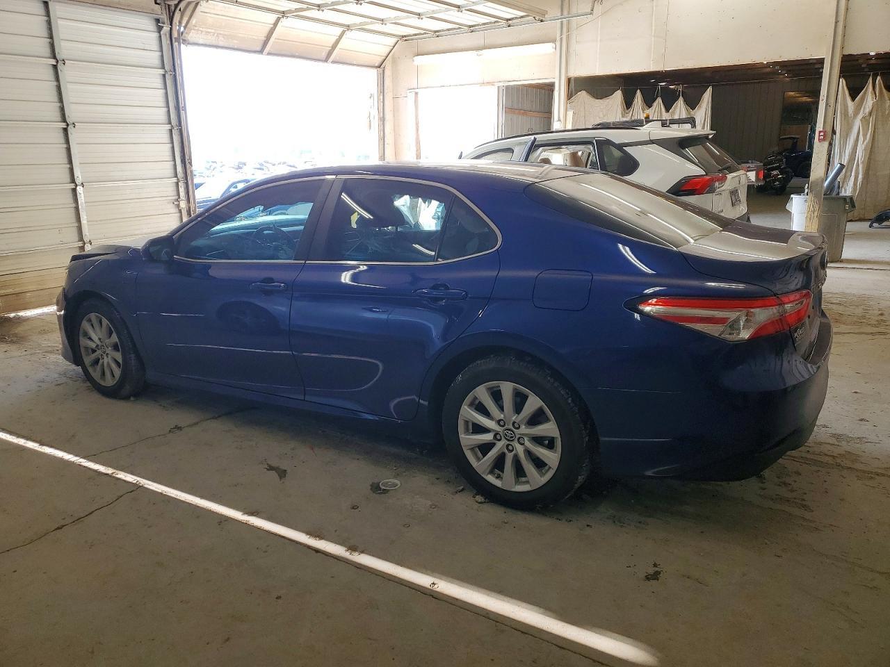 2018 Toyota Camry le