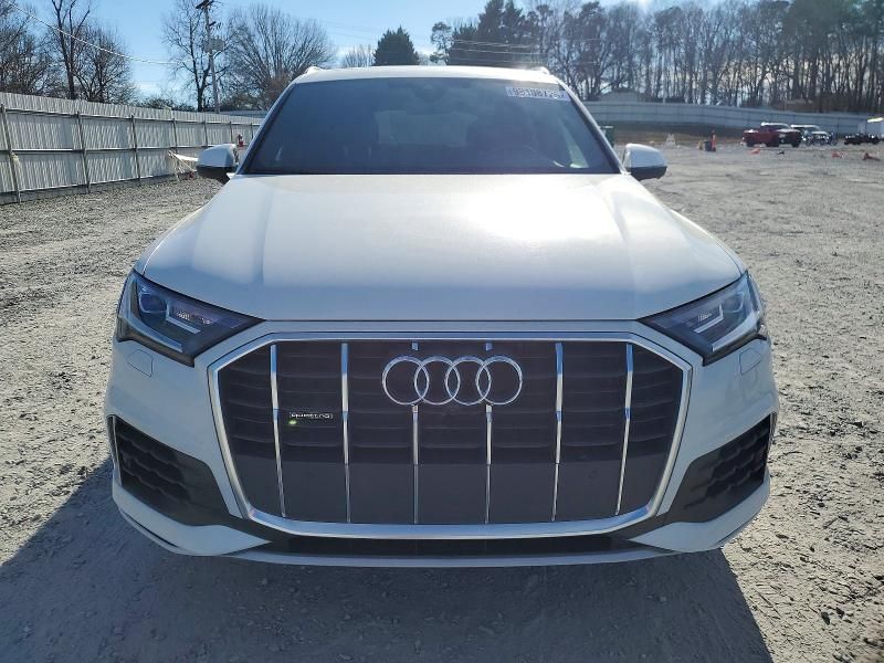 2021 Audi Q7 Premium Plus