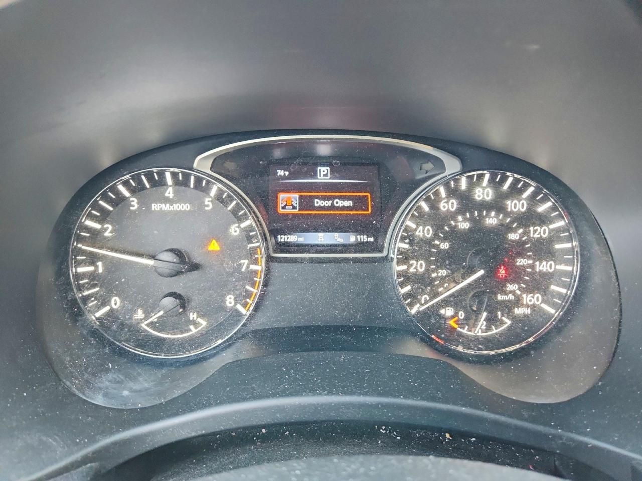 2018 Nissan Pathfinder s