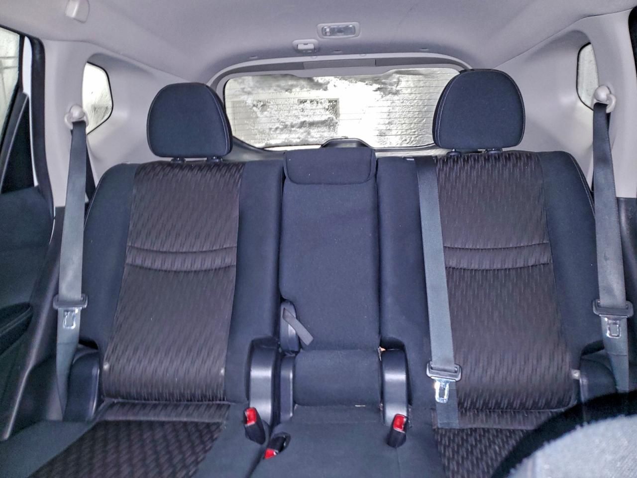 2017 Nissan Rogue sv